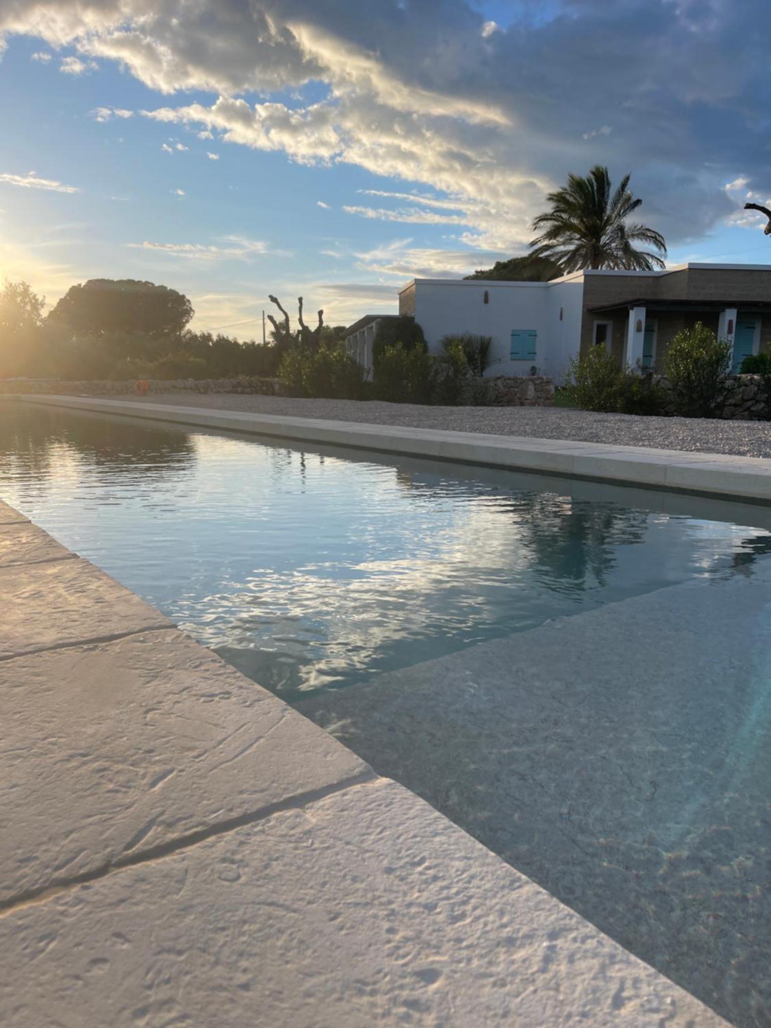 Апарт отель Casa Vacanze La Corte Торре-Вадо Экстерьер фото