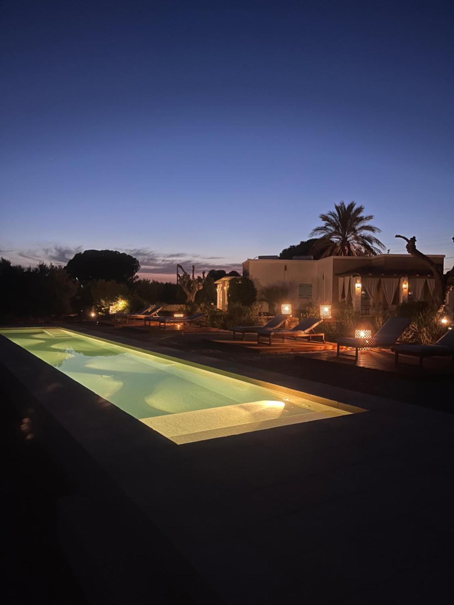 Апарт отель Casa Vacanze La Corte Торре-Вадо Экстерьер фото