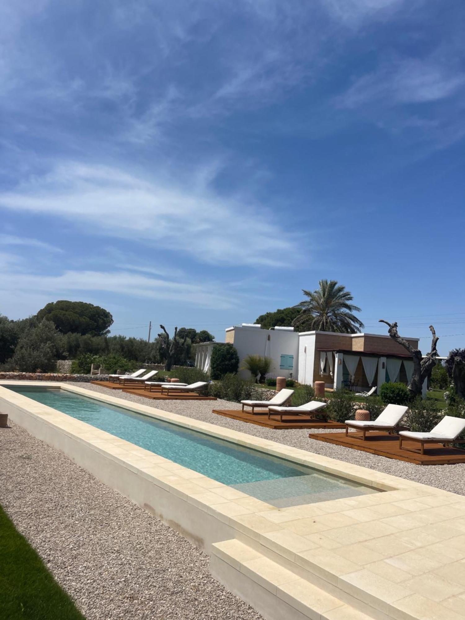 Апарт отель Casa Vacanze La Corte Торре-Вадо Экстерьер фото