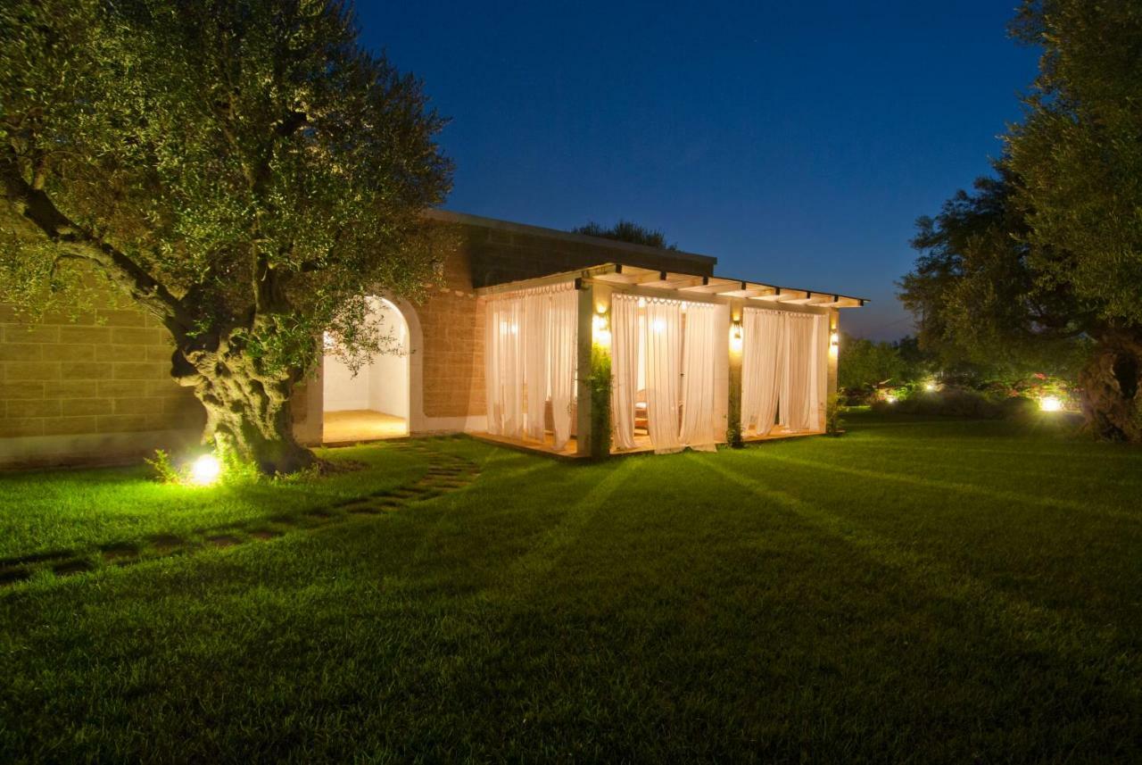 Апарт отель Casa Vacanze La Corte Торре-Вадо Экстерьер фото