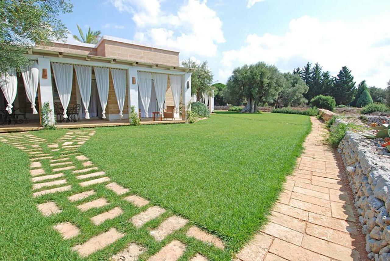 Апарт отель Casa Vacanze La Corte Торре-Вадо Экстерьер фото