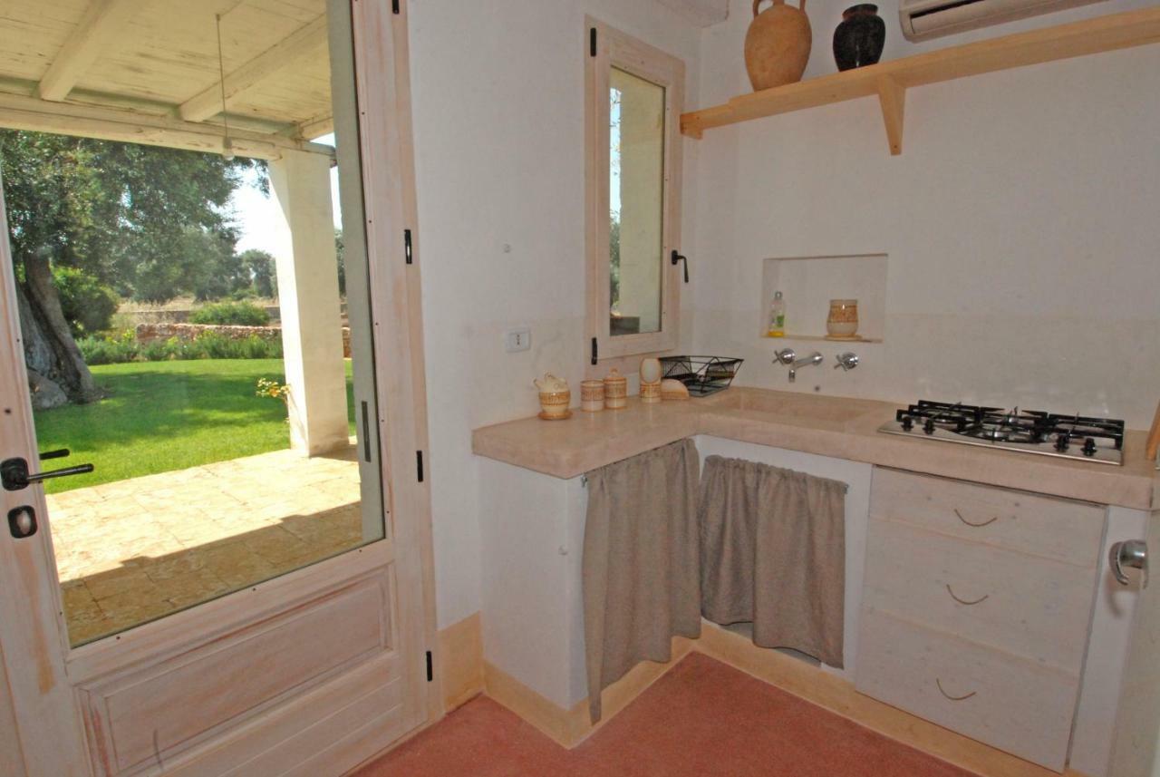 Апарт отель Casa Vacanze La Corte Торре-Вадо Экстерьер фото