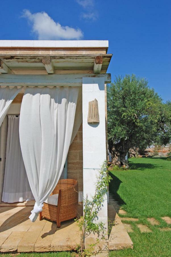 Апарт отель Casa Vacanze La Corte Торре-Вадо Экстерьер фото