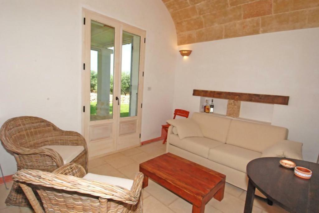 Апарт отель Casa Vacanze La Corte Торре-Вадо Экстерьер фото